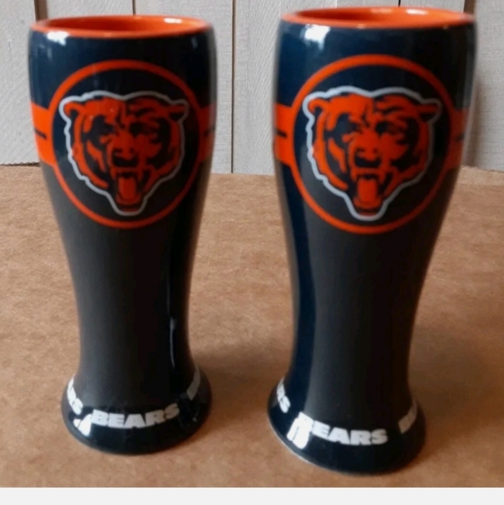 Set of 2 Chicago Bears NFL Boelter Brand Shot Glasses Shooter Glasses EUC